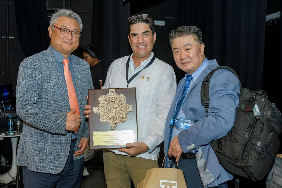 Viernes 26 de Abril 2024